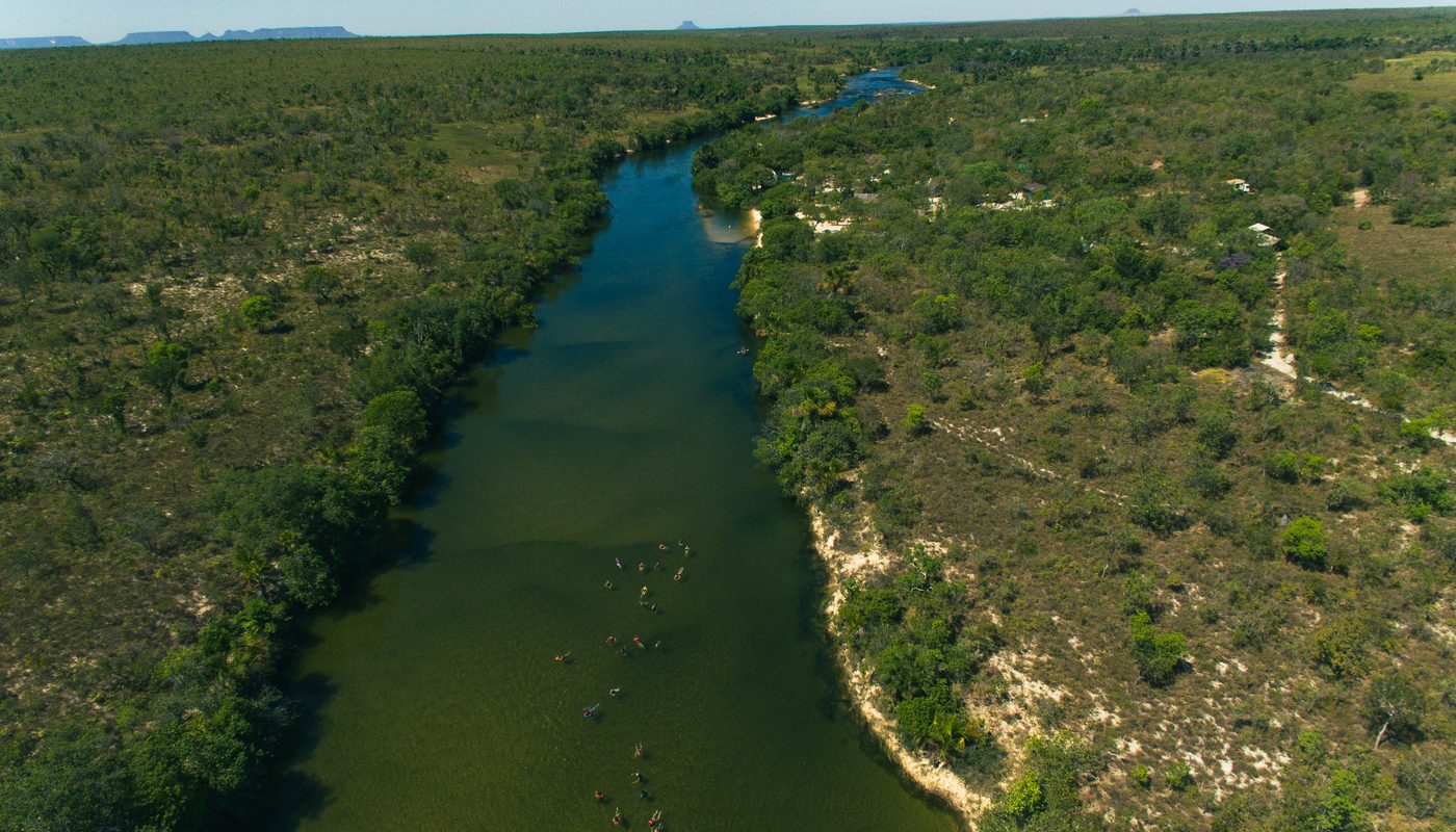 O Rio Novo cortando o cerrado, visto de cima