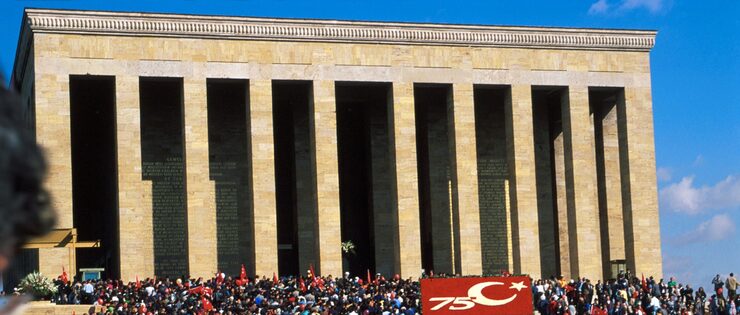 Mausoleu de Ataturk, o Anitkabir, em Ancara
